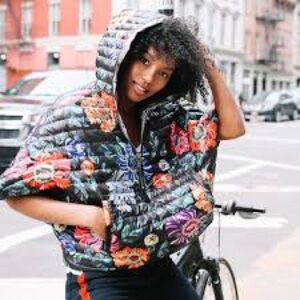 Think Royln Floral Cropped Hooded  poncho XS/S